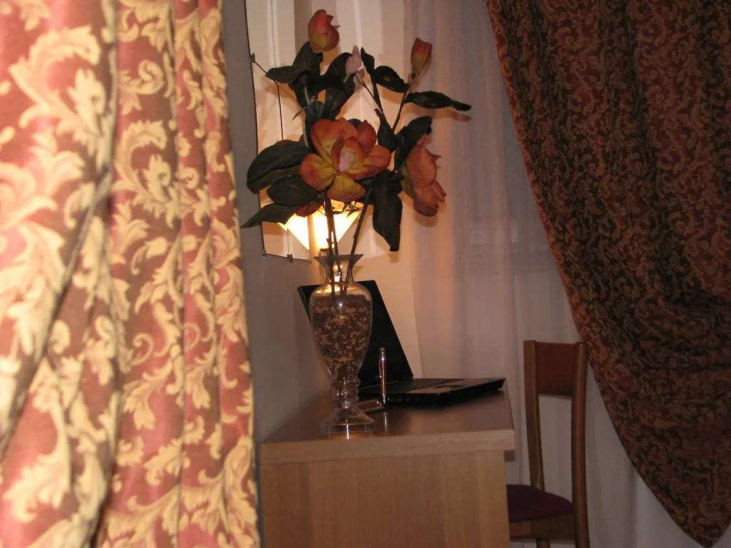 Villa Ricordi Mestre Guest house